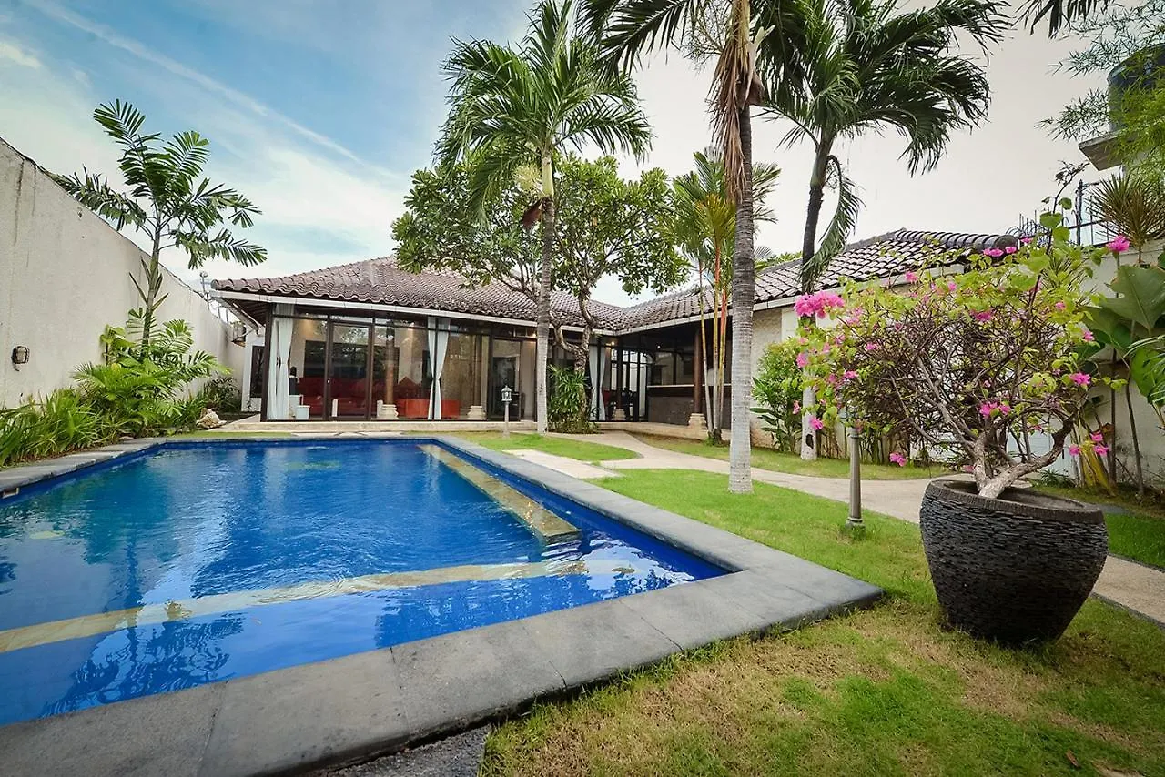 Villa Kurnia Kuta Kuta